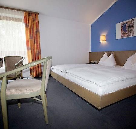 Astra Hotell Ulm Exteriör bild